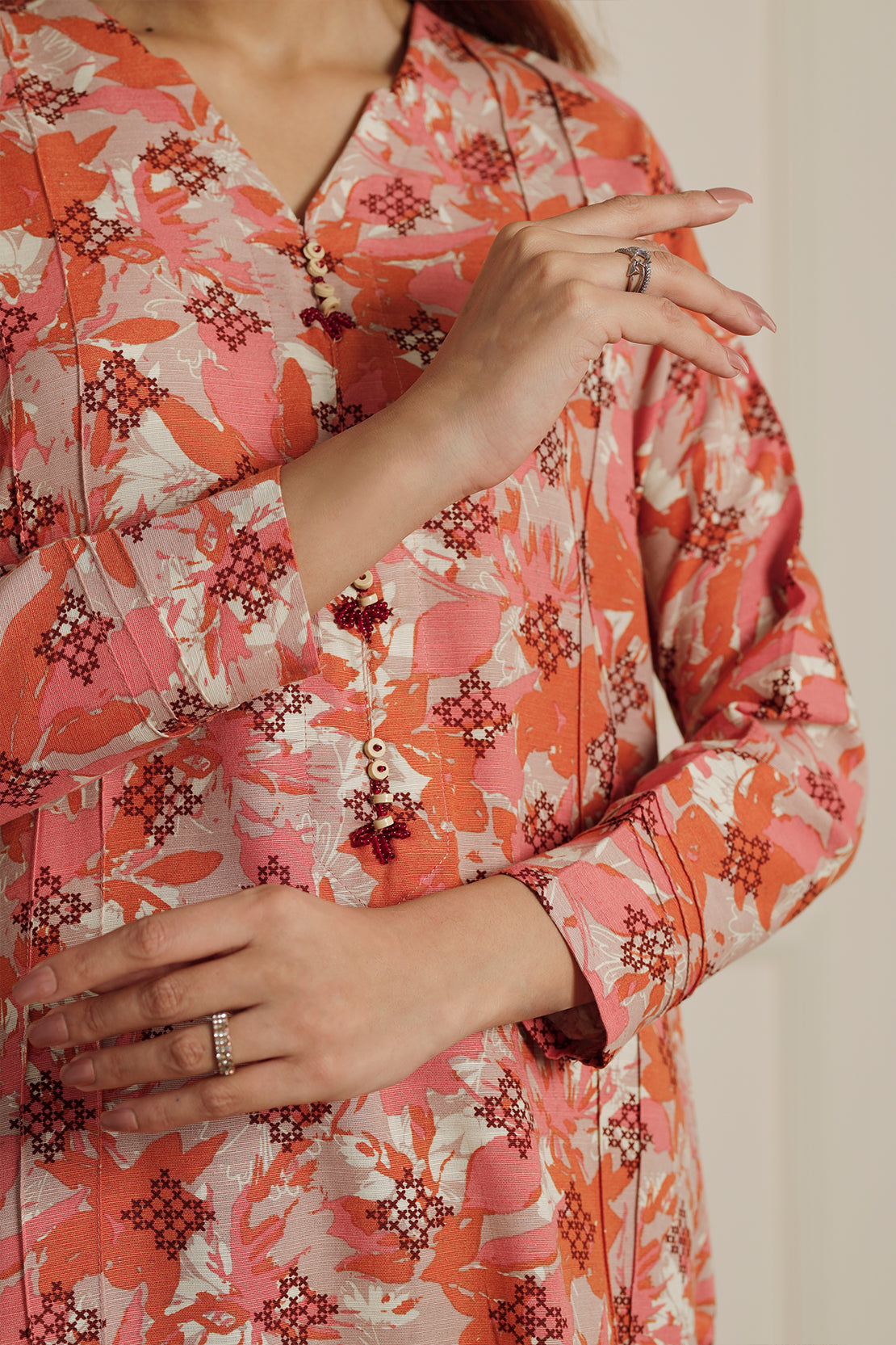 スカート urudu Printed Khaddar Stitched 3 Piece – SAYA USA