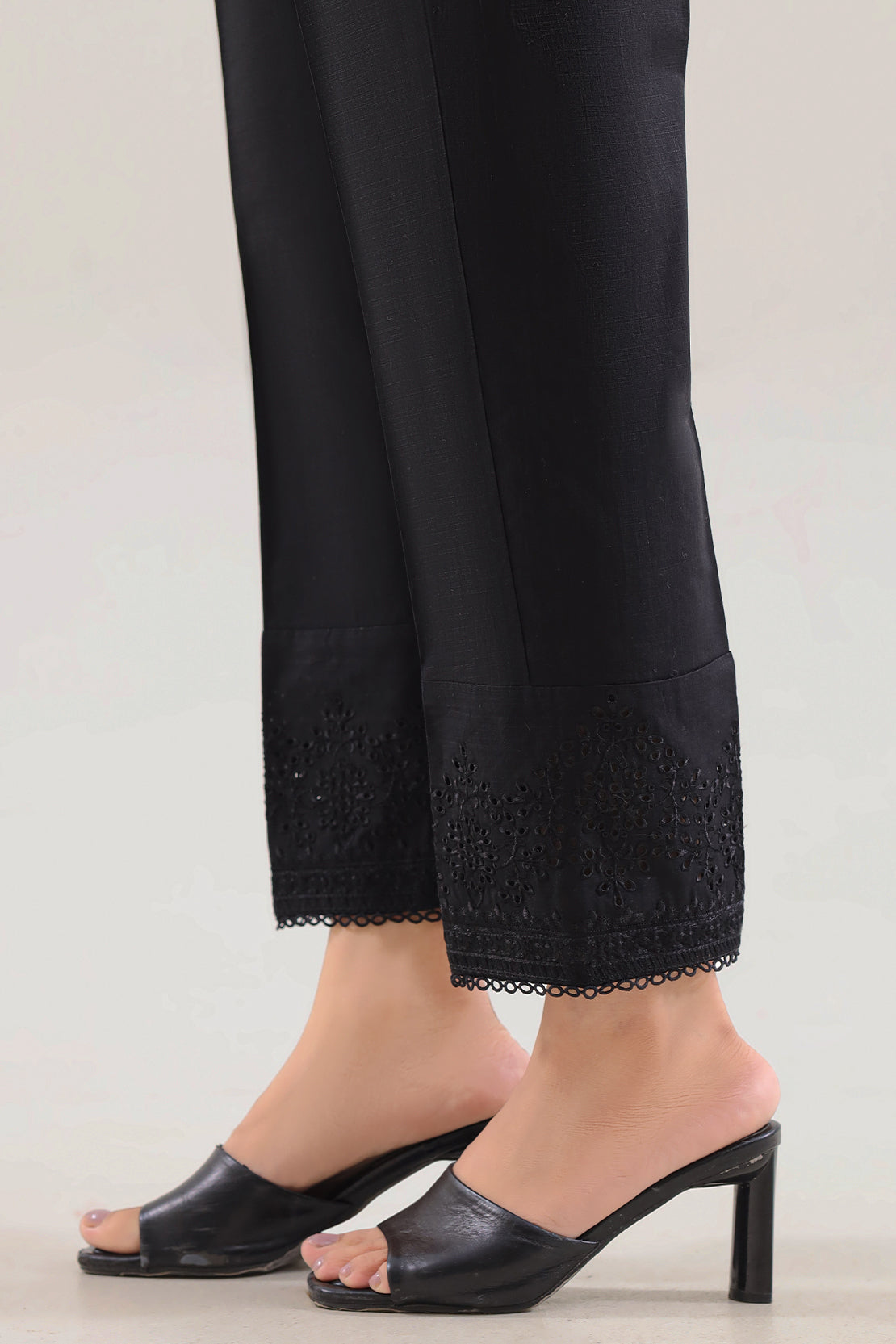 Bottoms – SAYA USA