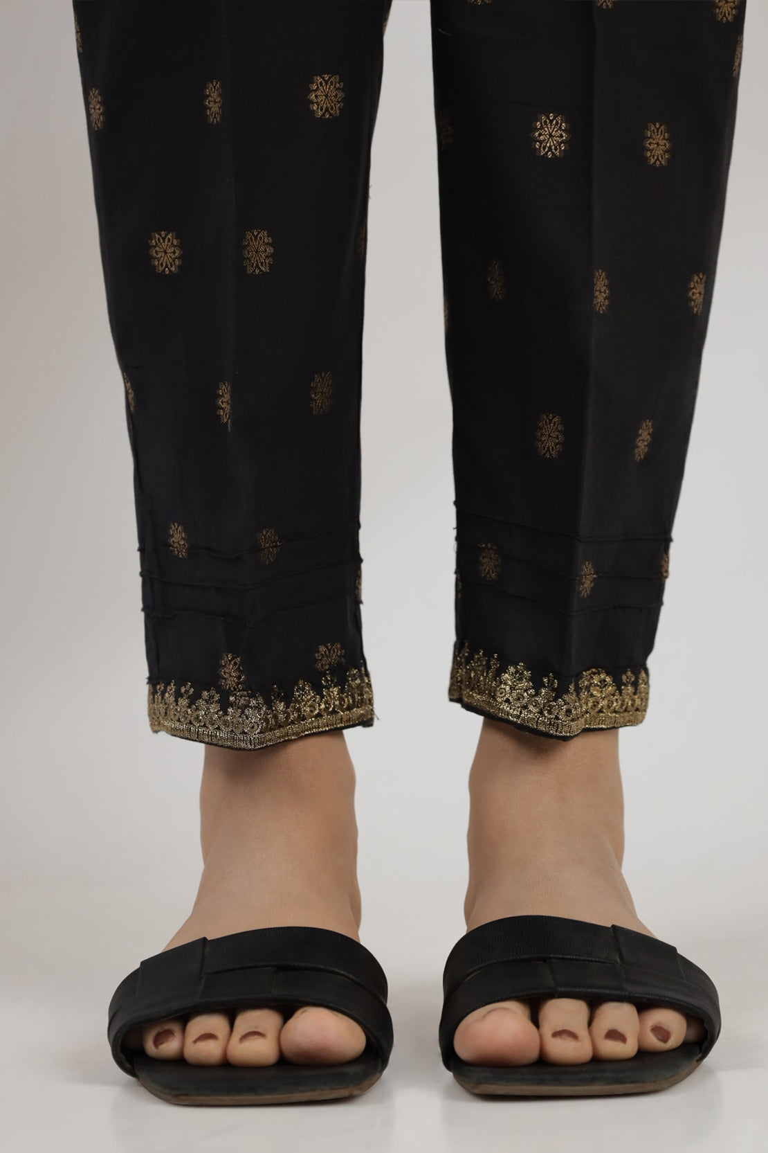 Bottoms – SAYA USA